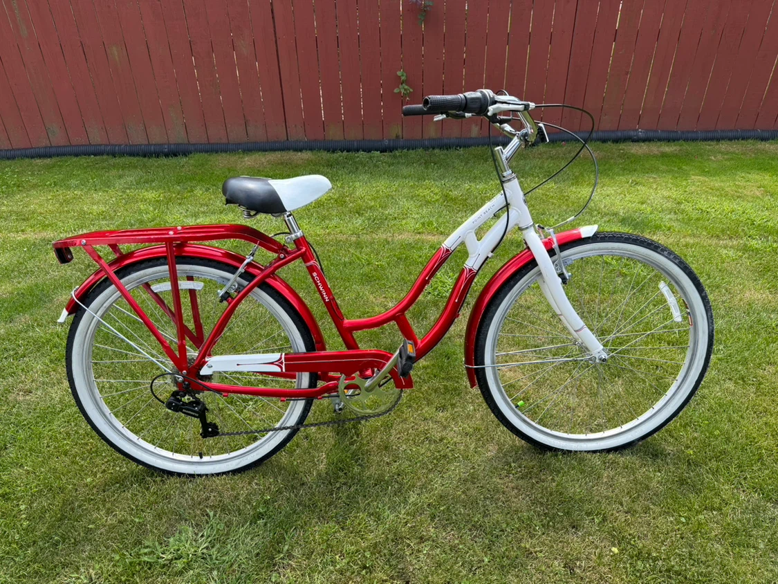 Red Schwinn Point Beach Cruiser Bicycle - photo 2