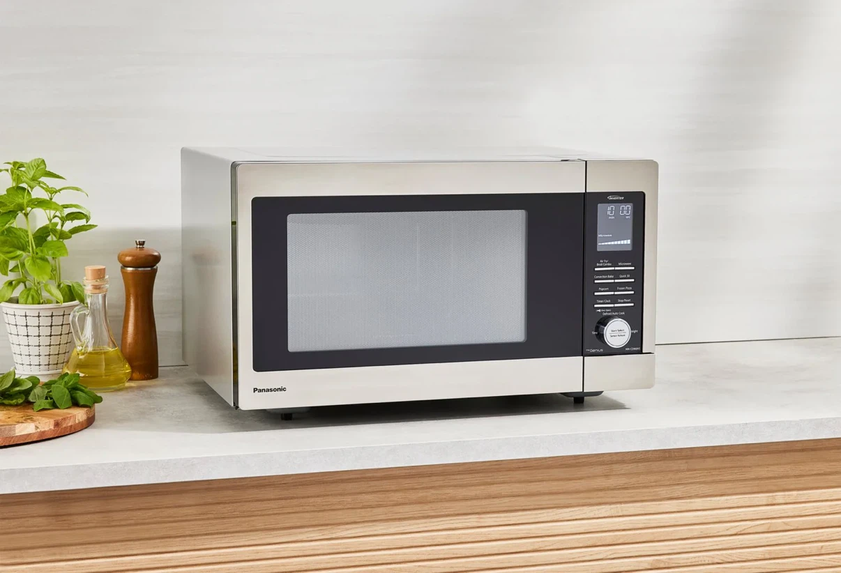 Panasonic NN-CD66NS 1.3 Cu. Ft. Countertop Microwave Oven