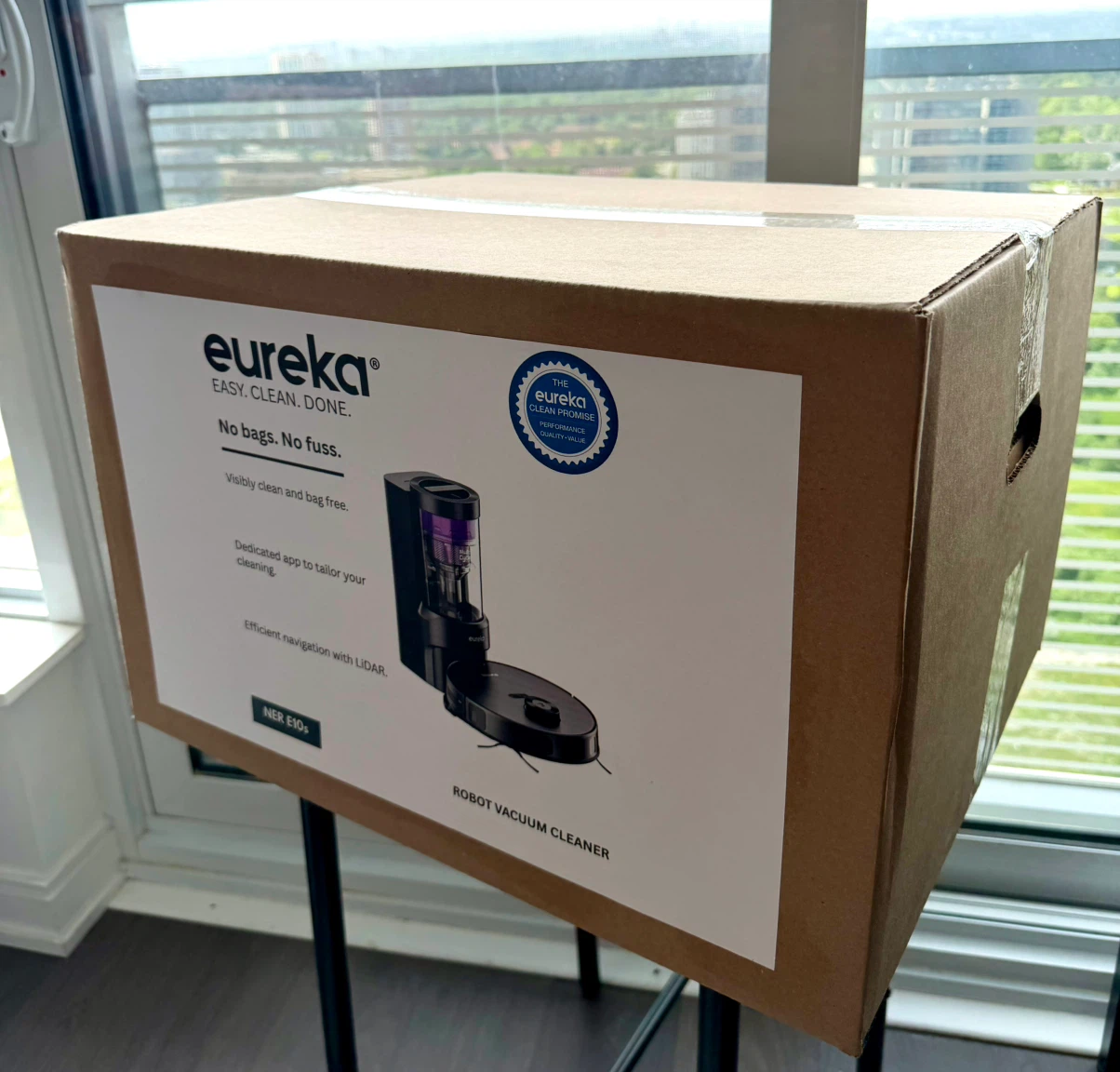 New Eureka NER E10s Robot Vacuum Cleaner - photo 3