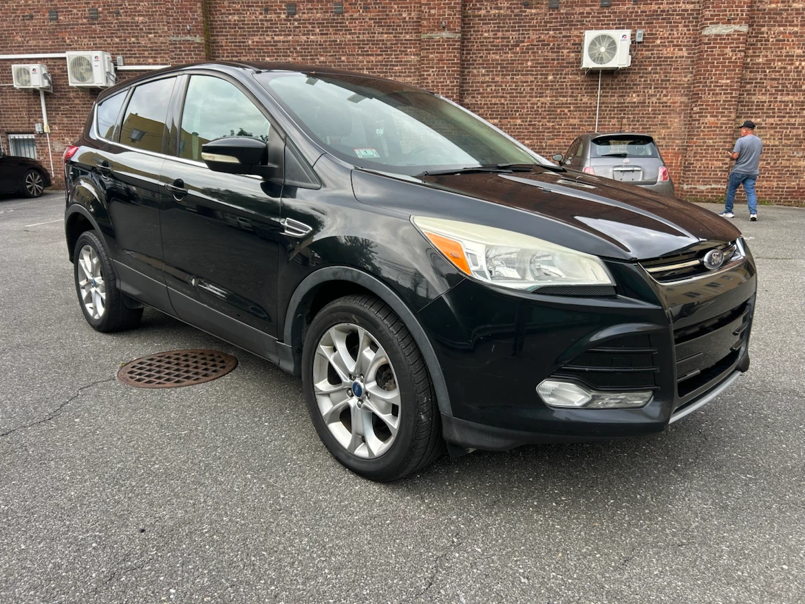 Black Ford Escape SEL 2013 - photo 2