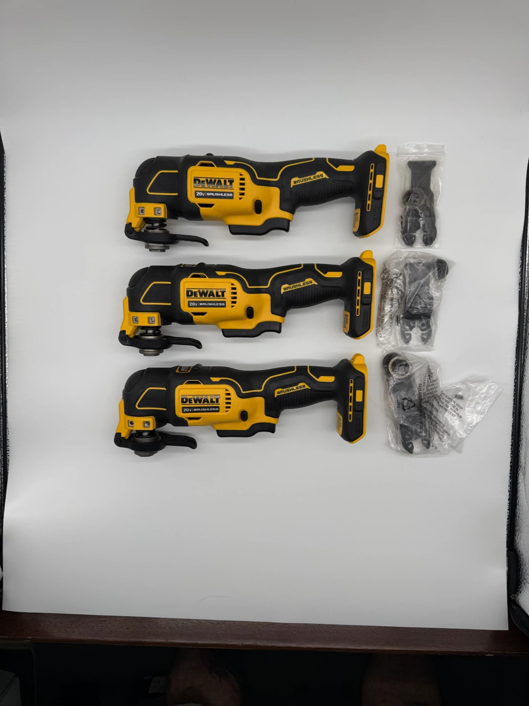 DEWALT 20V MAX ATOMIC Brushless Oscillating Multi-Tool DCS354