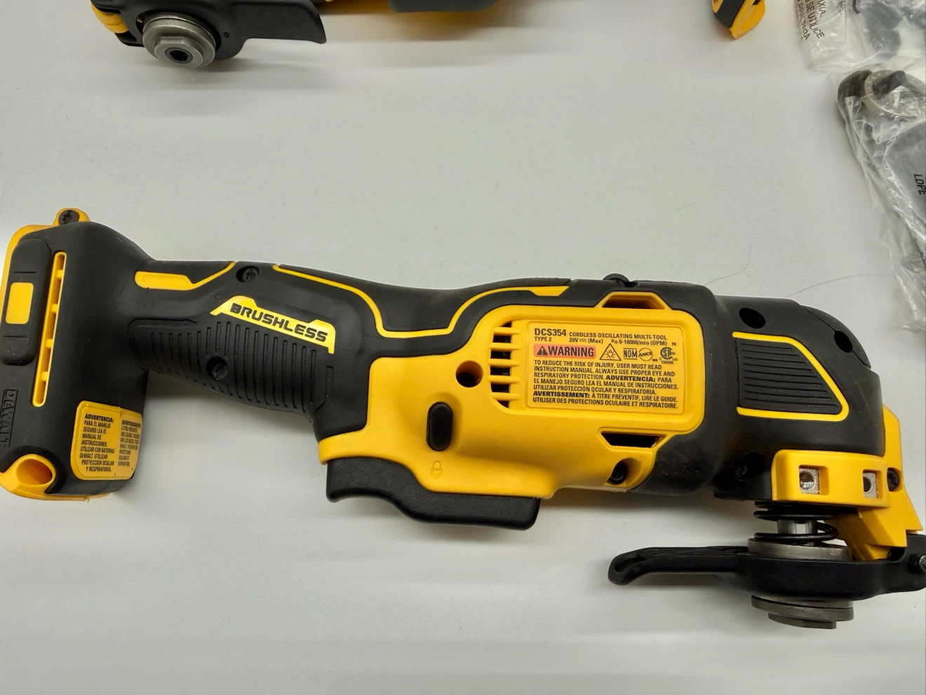 DEWALT 20V MAX ATOMIC Brushless Oscillating Multi-Tool DCS354 - photo 3