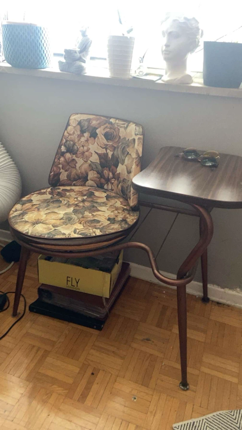 Retro Floral Accent gossip Chair