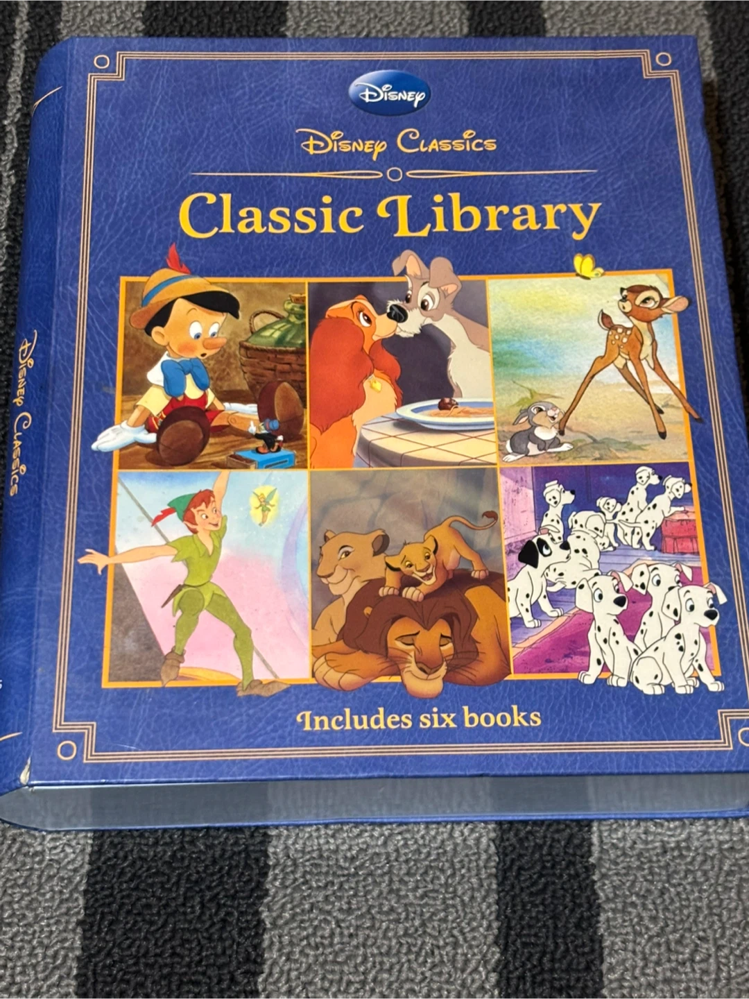4 Disney kids books with Disney box - photo 5