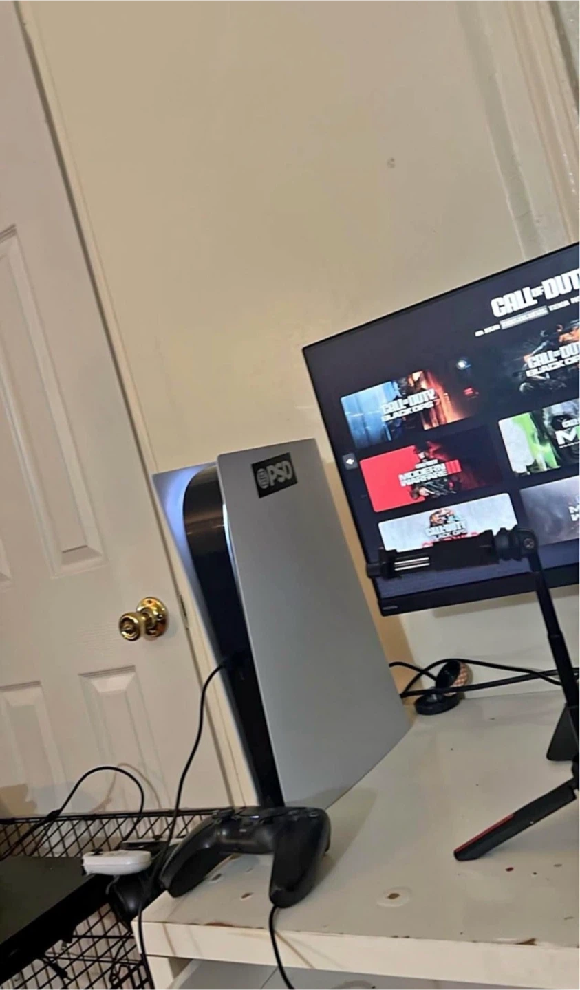 Sony PlayStation 5 Console - photo 2