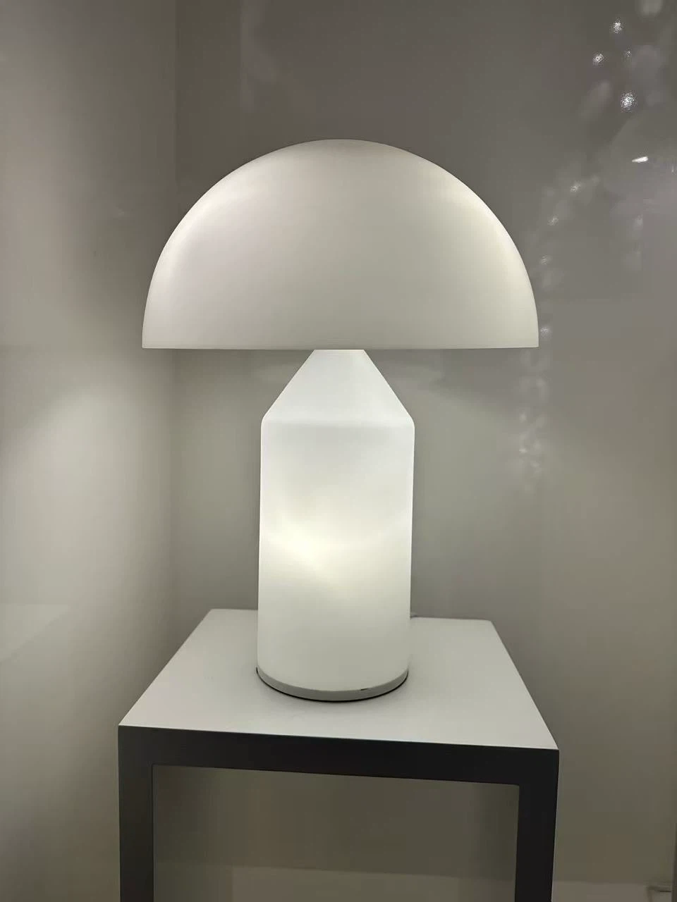 oluce White Mushroom Table Lamp