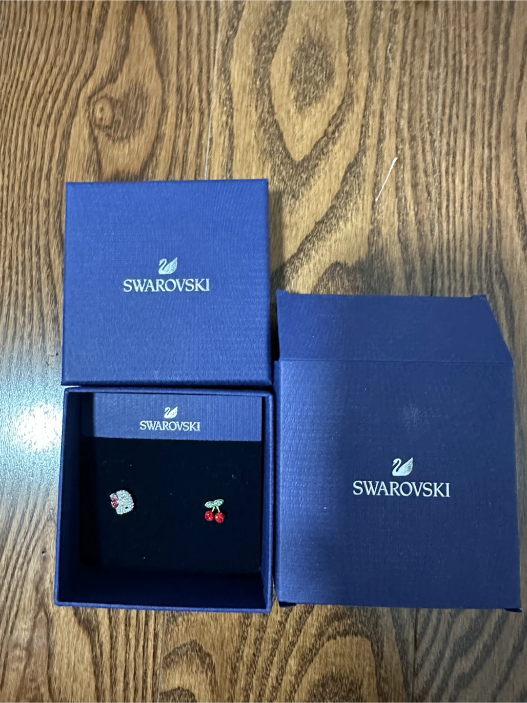 Swarovski Hello Kitty & Cherry Earrings - photo 2
