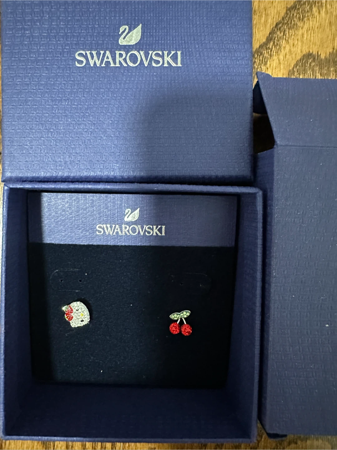 Swarovski Hello Kitty & Cherry Earrings - photo 3