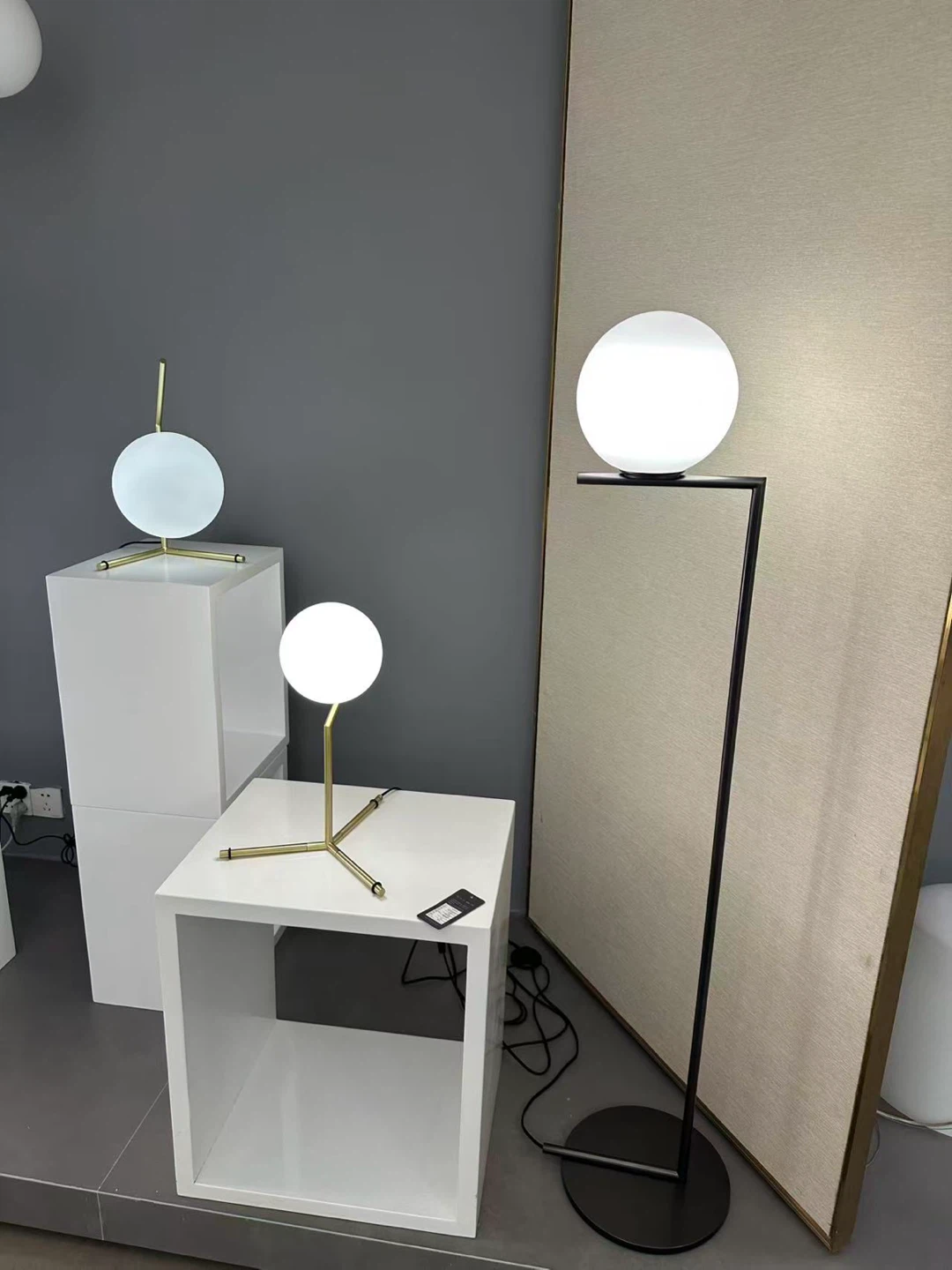 Modern Globe Floor Lamp