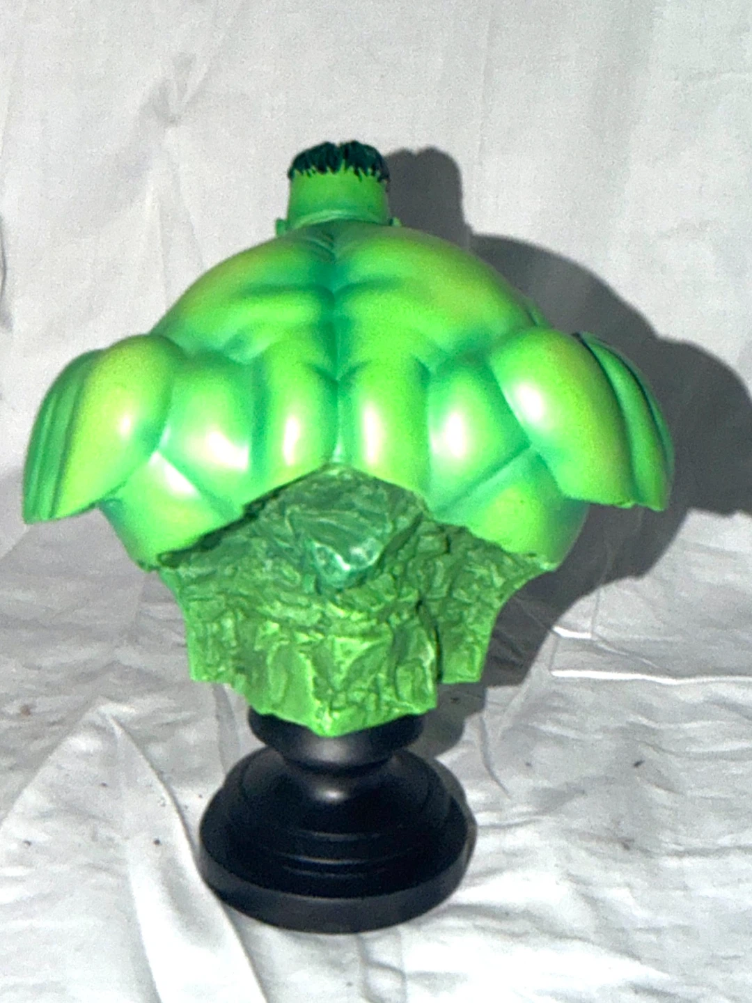 Marvel Icons The Incredible Hulk Bust - photo 4