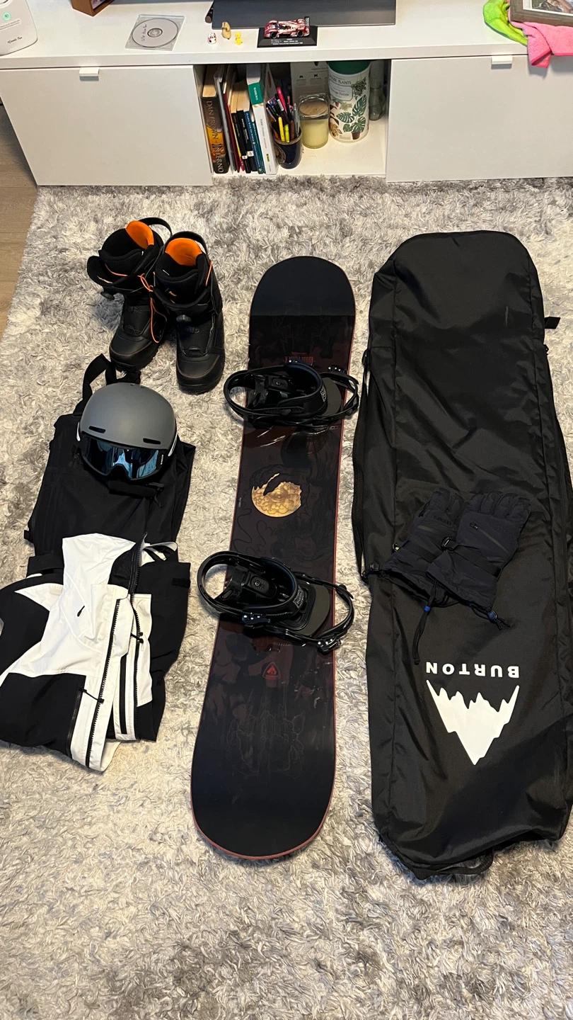 Complete snowboard set