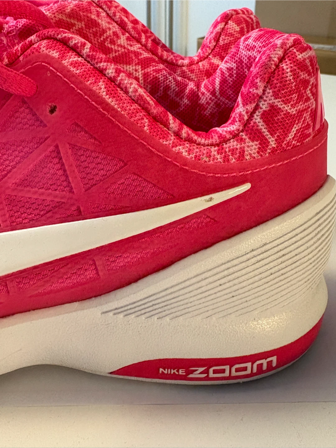 Nike Zoom Pink Tennis Shoes - photo 3