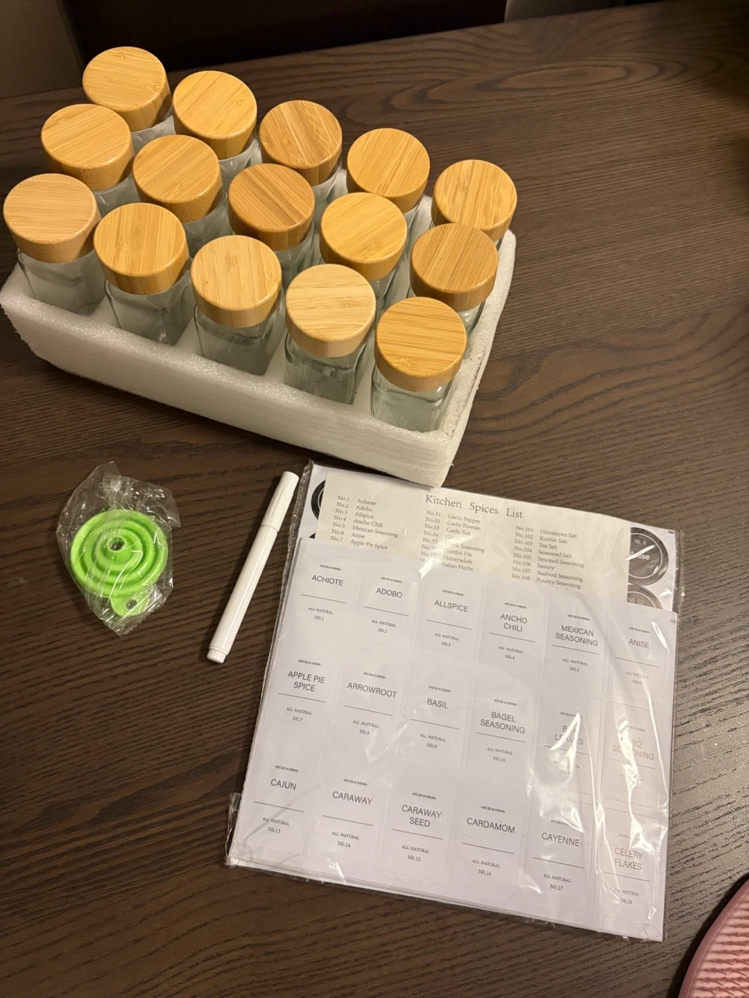 Set of 15 Glass Spice Jars with Bamboo Lids and Labels