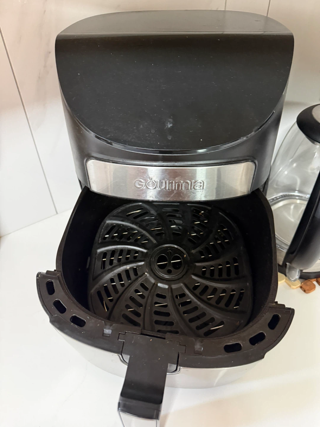 Gourmia Air Fryer - photo 2