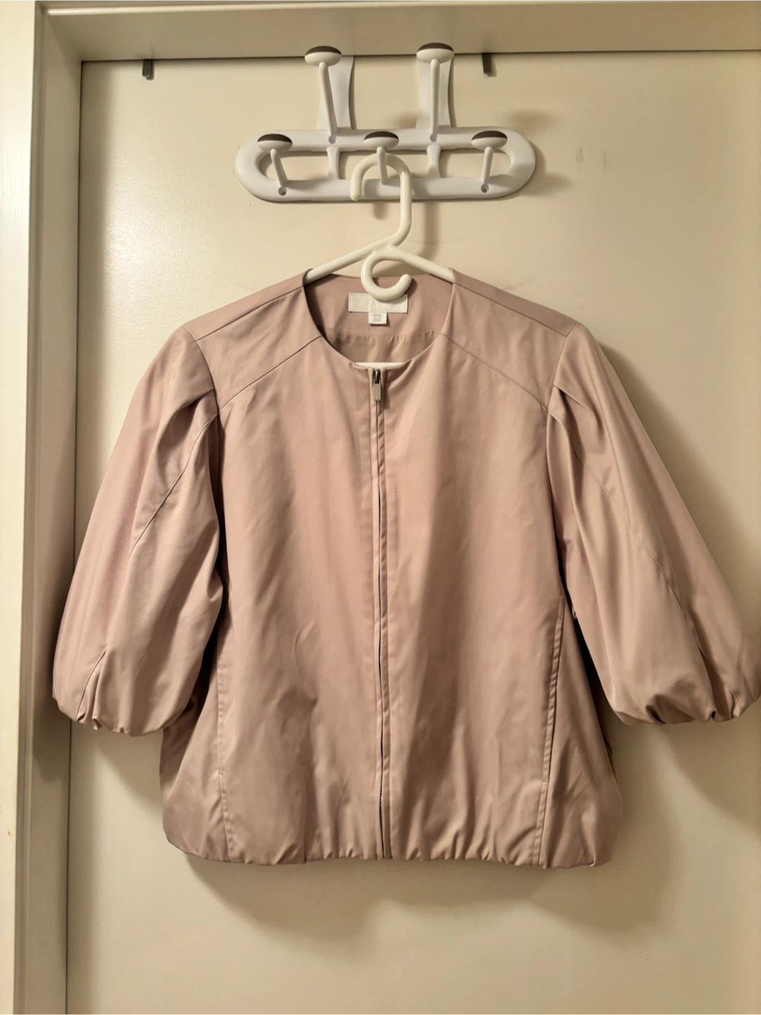ZARA Light Pink Cropped Jacket with Puff Sleeves