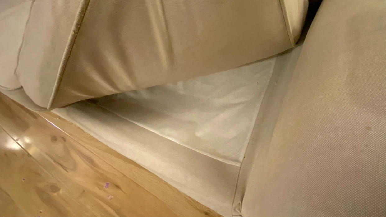 Beige three-seater sofa - photo 4
