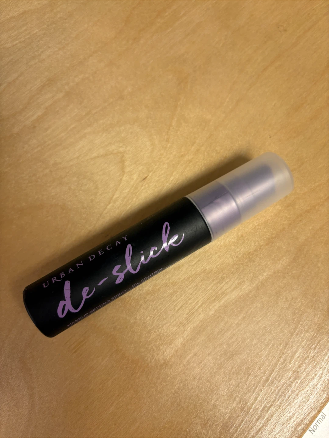 Urban Decay de-slick Makeup Setting Spray