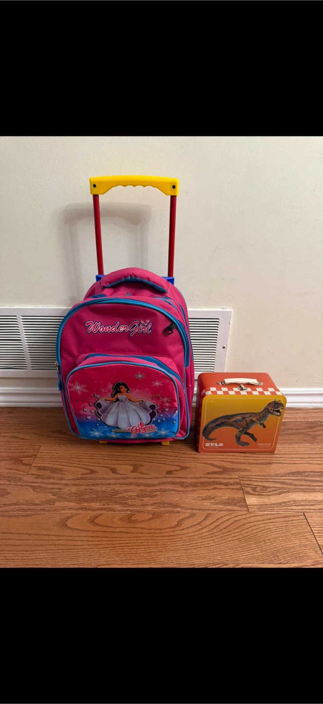 School Bag with Wheels and Lunch Box / Pencil Case