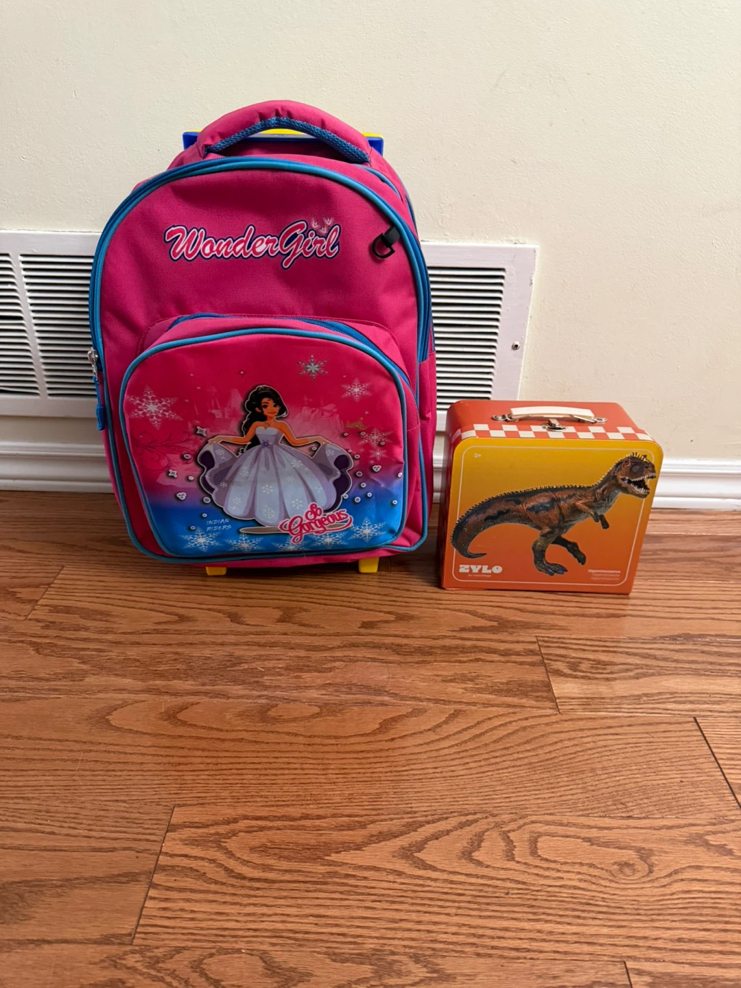 School Bag with Wheels and Lunch Box / Pencil Case - photo 2