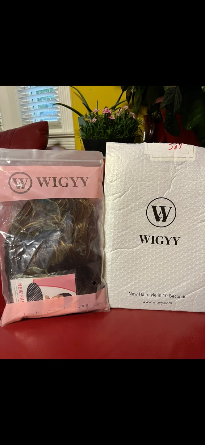 WIGGY Short Curly Wig Brown Blonde Highlights