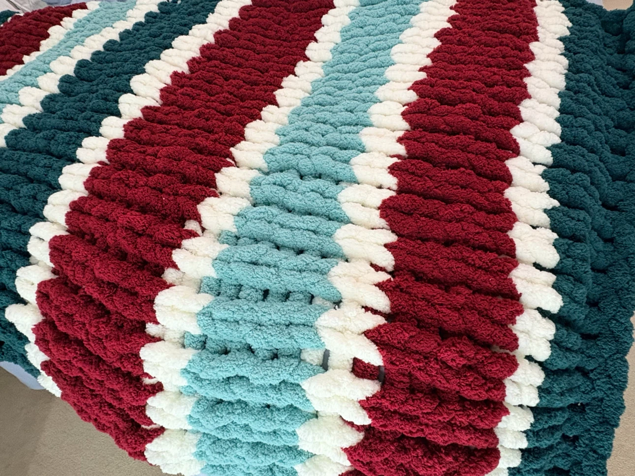 Chunky Knit Striped Throw Blanket - photo 2