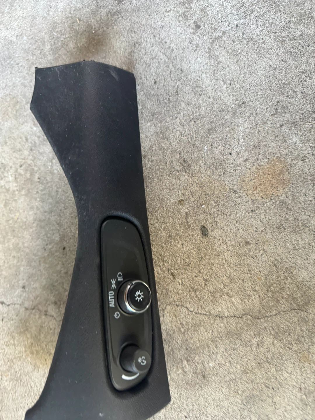 dashboard headlight switch bezel