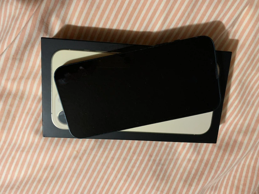 iPhone 14 128 Gb in black colour
