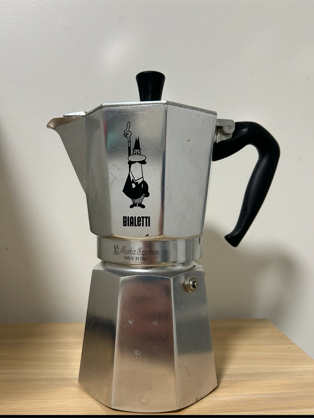 Bialetti Moka Express Stovetop Espresso Maker