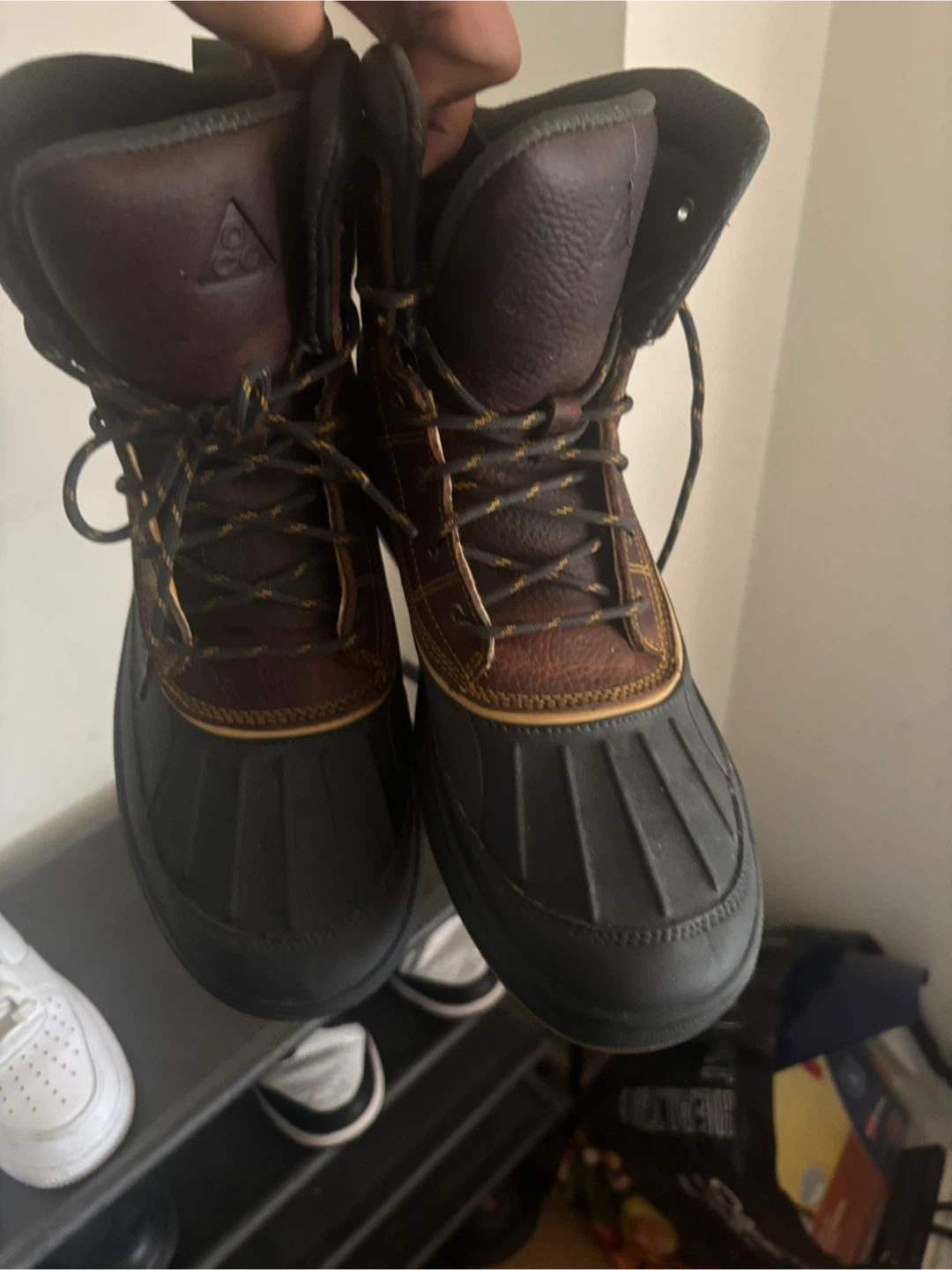 Nike ACG Brown & Black Winter Boots