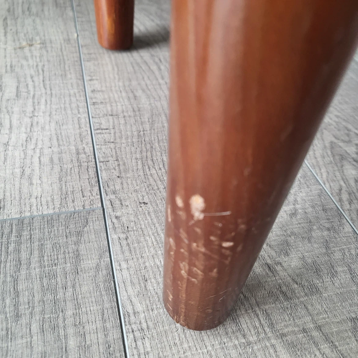 Glass side table - round - 2 available - photo 5