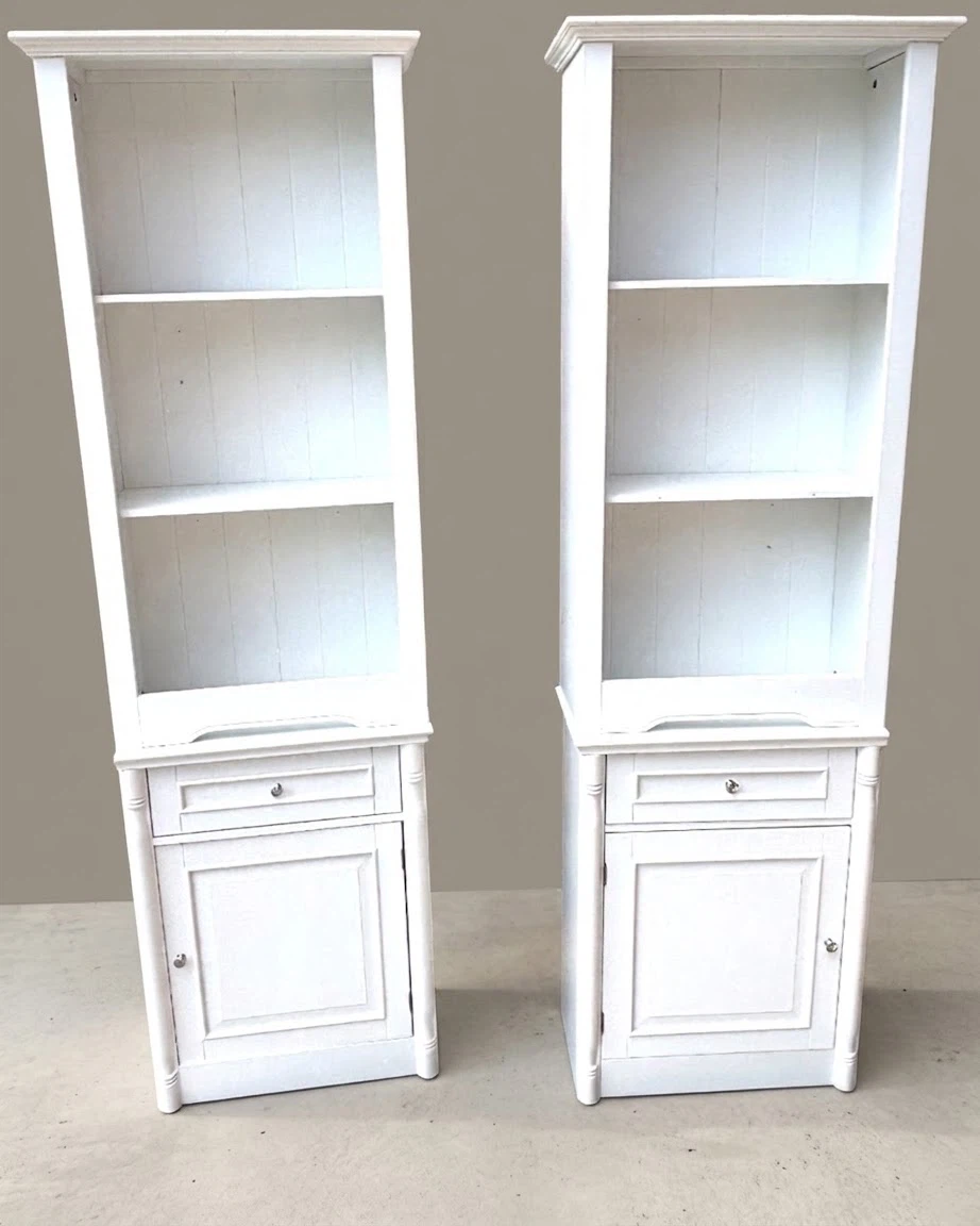 2 White Two-Door Cabinet with Shelving - photo 3