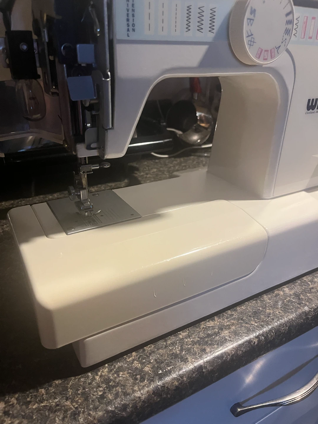 WHITE Brand Sewing Machine - photo 4