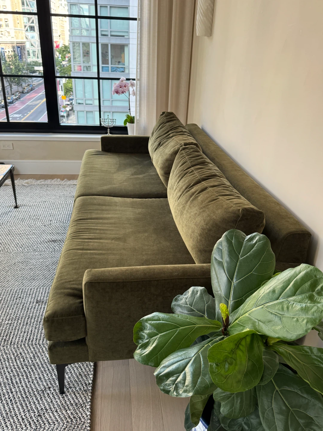 West elm Andes couch green velvet 86 inch - photo 2