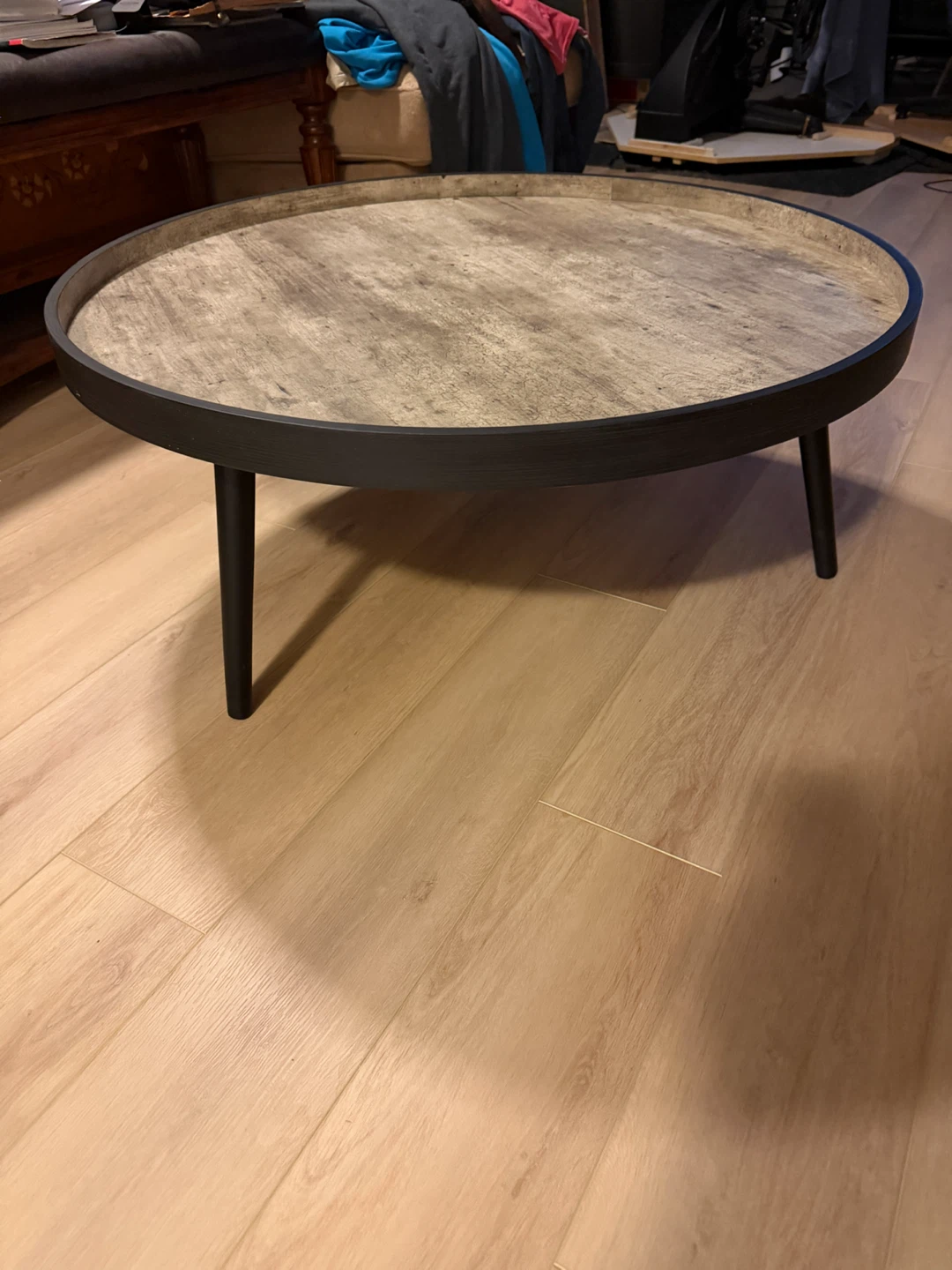 Round Coffee Table - photo 2