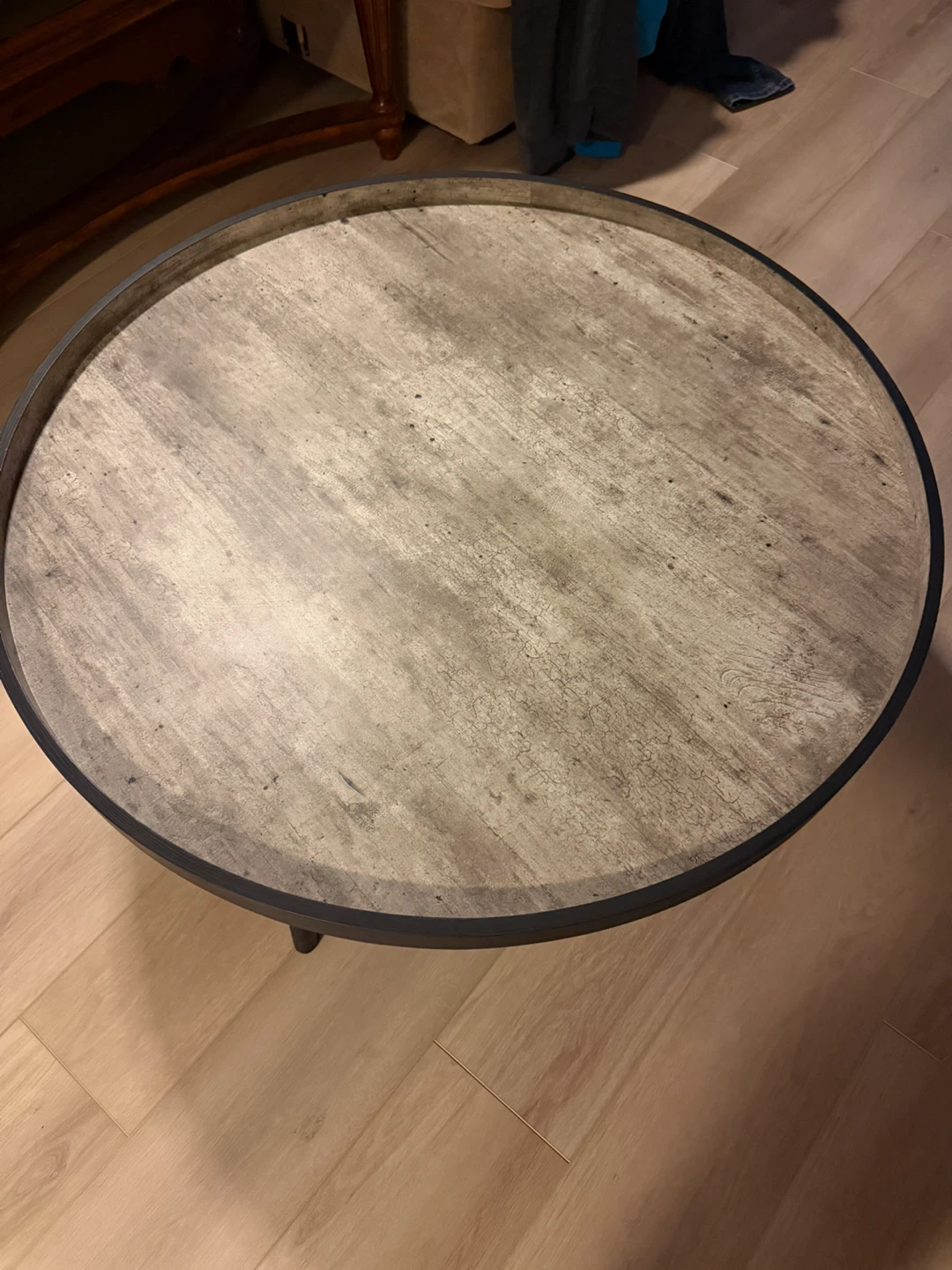 Round Coffee Table - photo 4