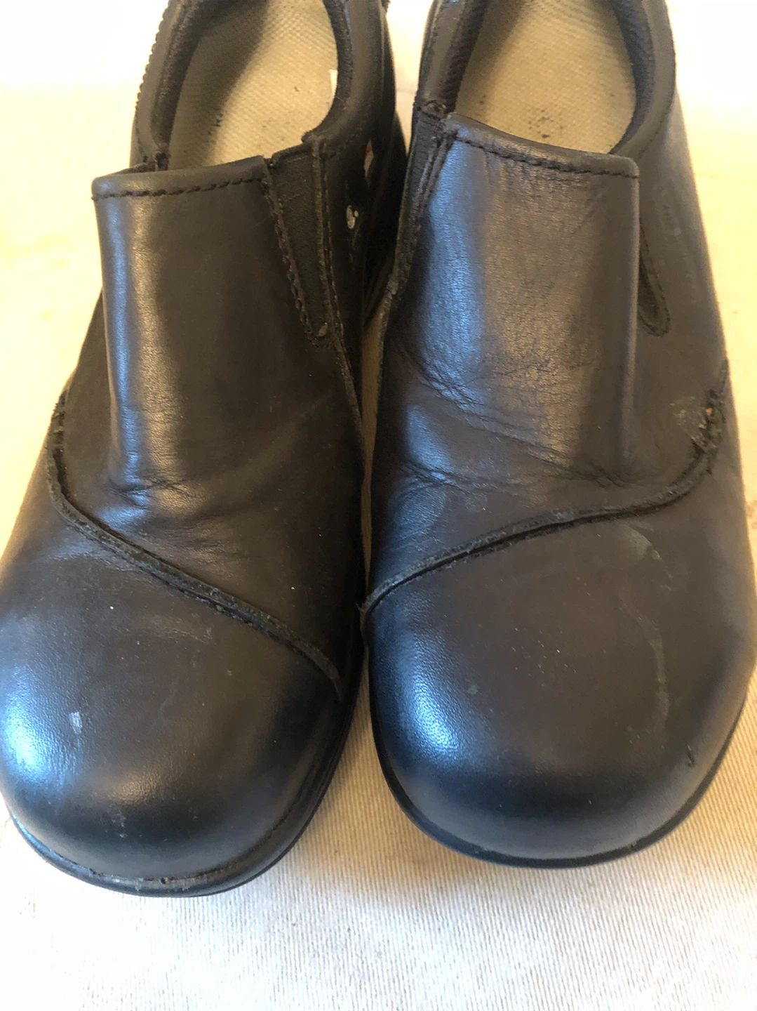 Work shoes size 8