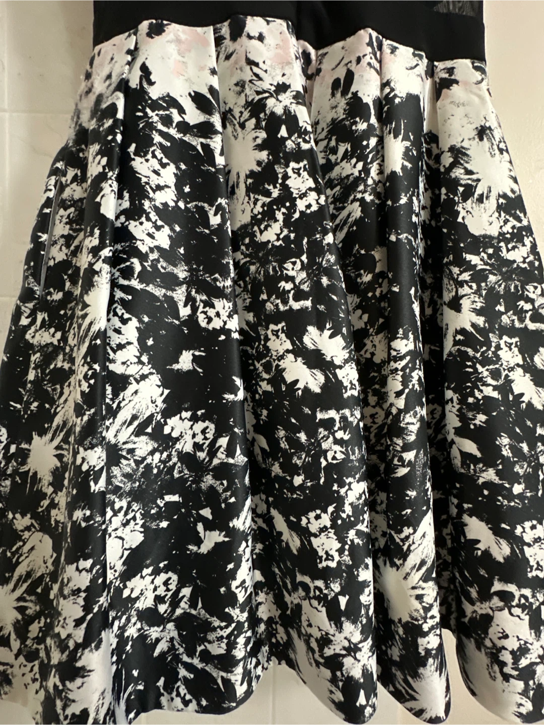 Black & White Floral Skater Dress - photo 5