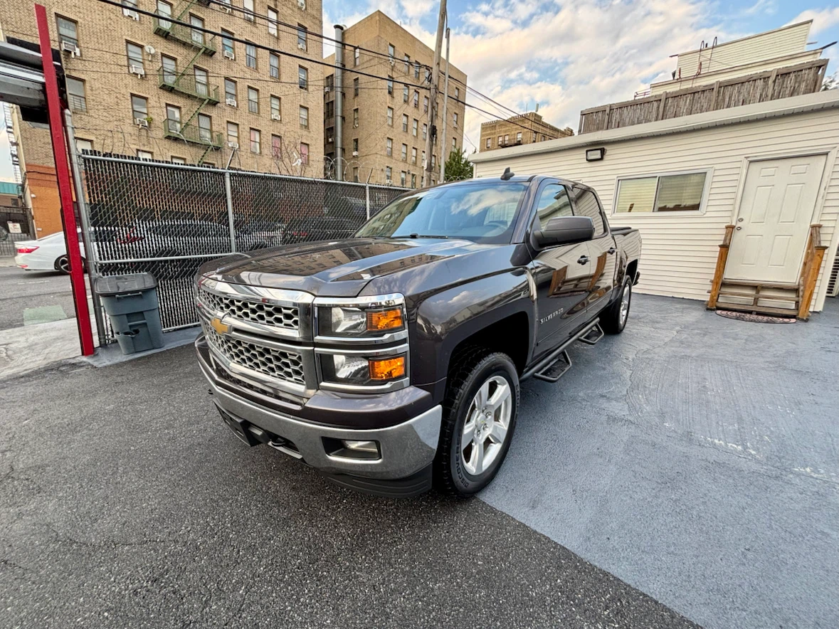 2015Chevrolet Silverado 1500 LT 4x4 Pickup Truck