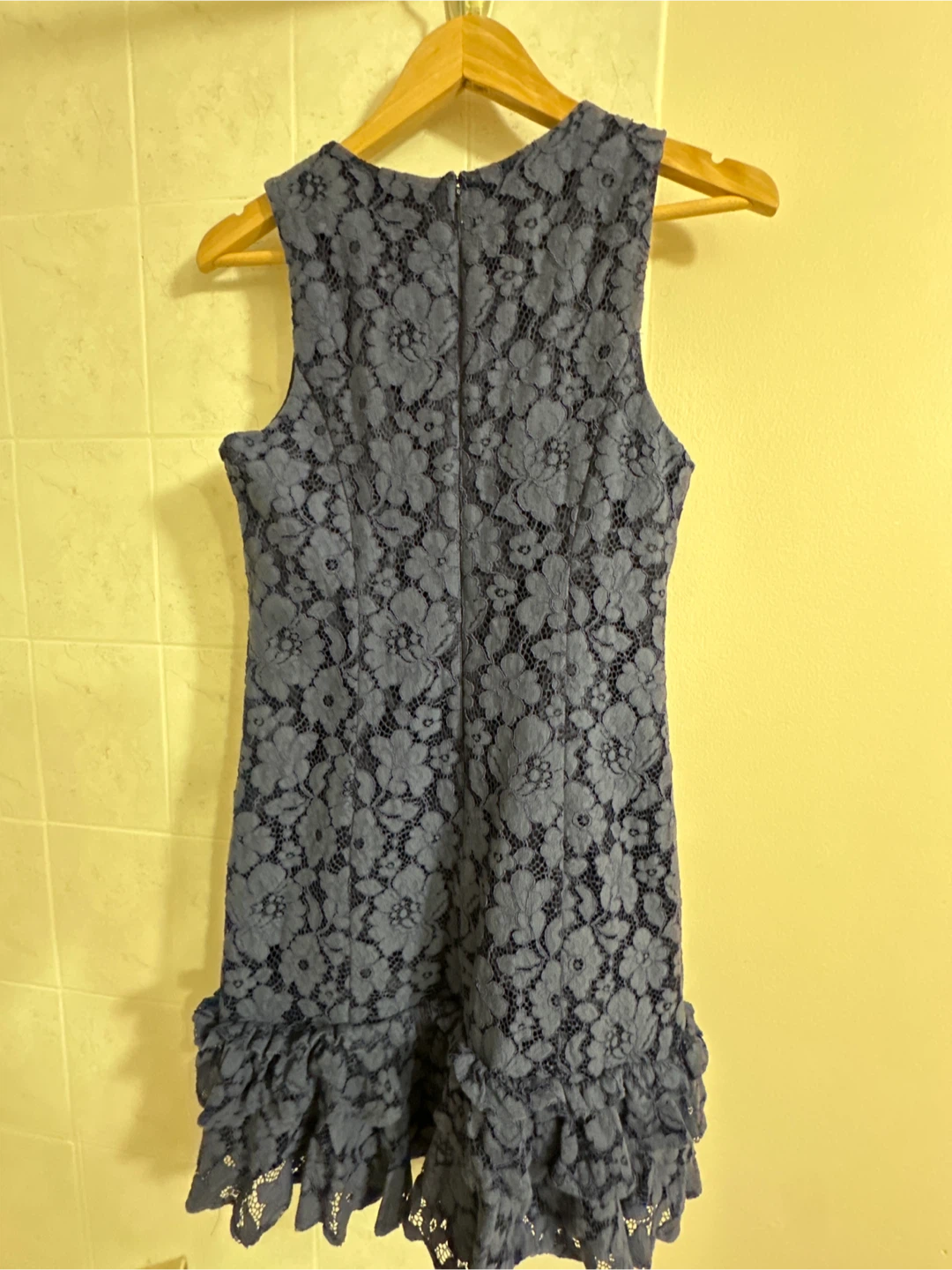 Eliza J Blue Lace Dress Size 8 - photo 4