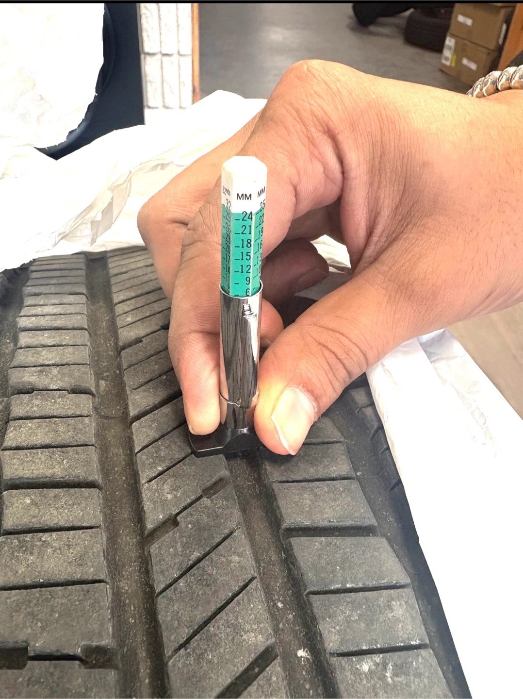 Goodyear All-Season Tire 235/65R18 - photo 2