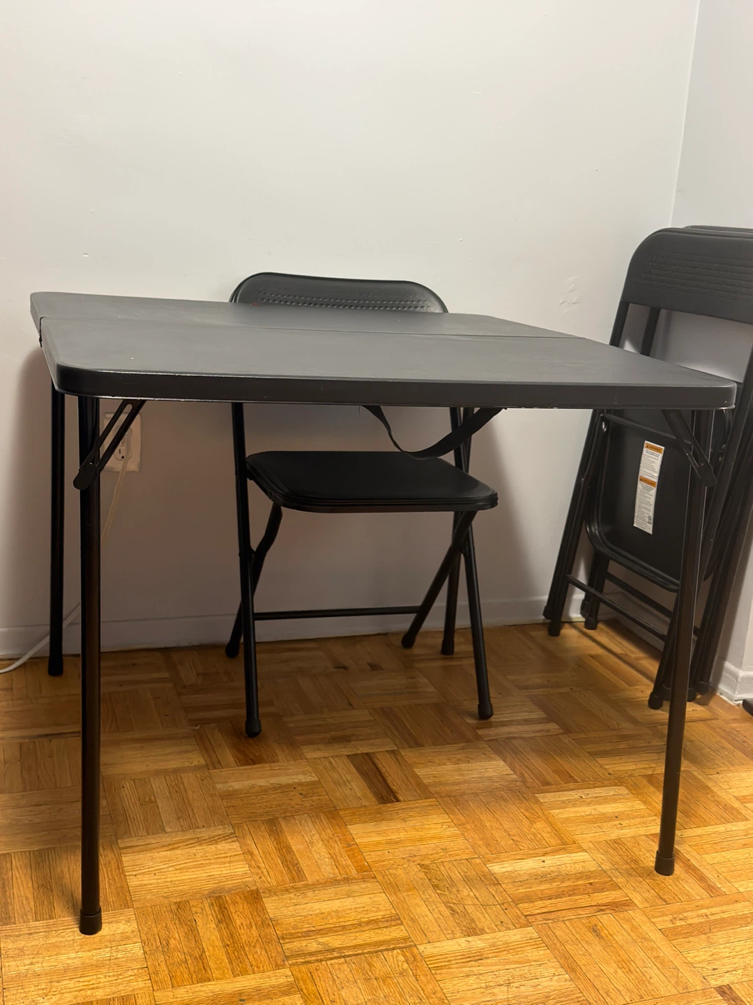Tangula 34" Folding Table /4chairs - photo 2
