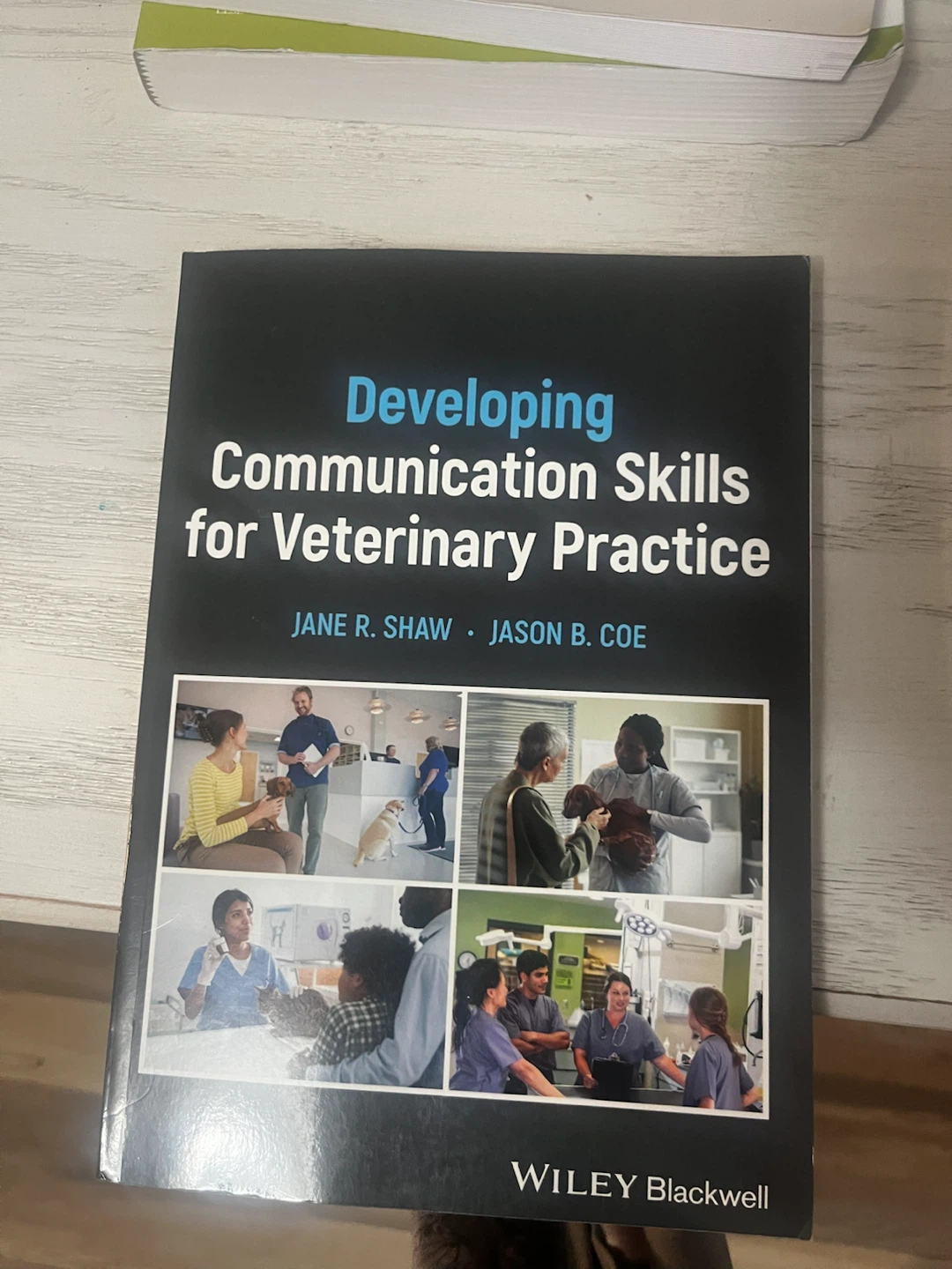 Developing Communication Skills for Veterinary Practice Book