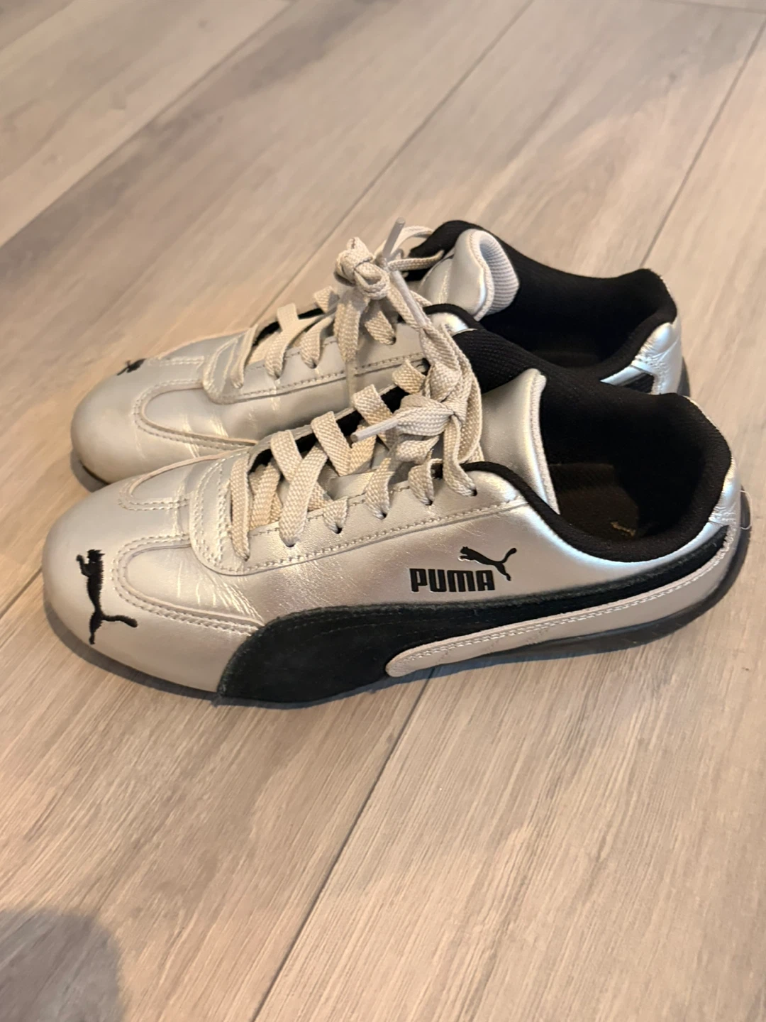 Puma Silver and Black Shoes - photo 2