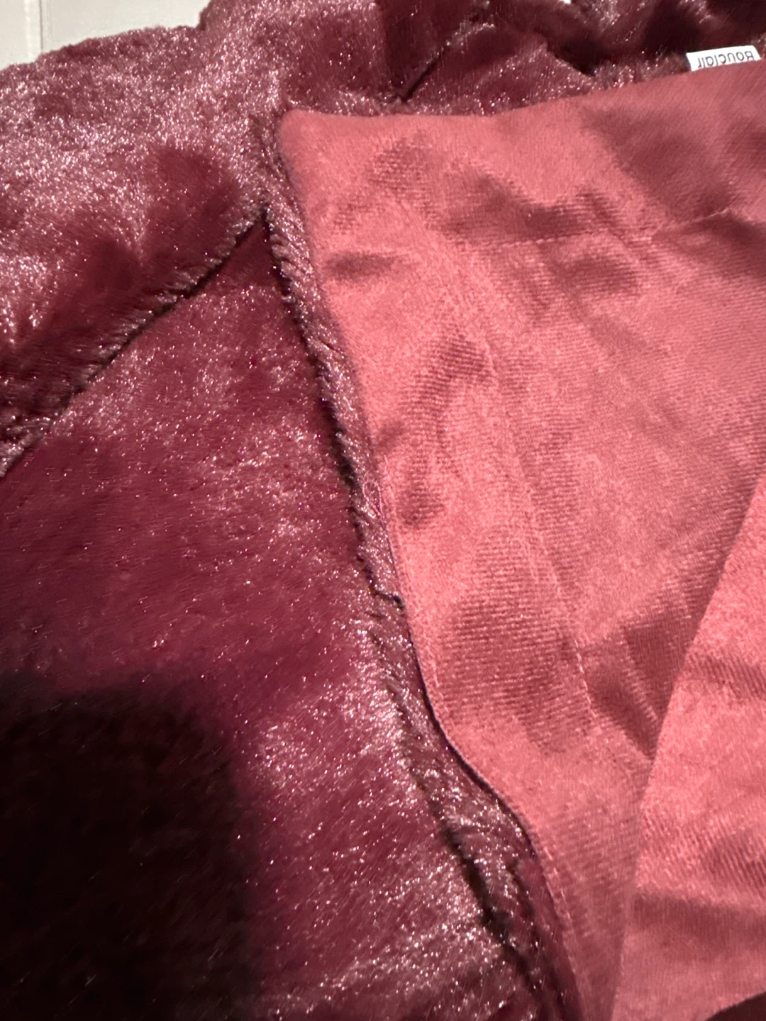 Bouclair Faux Fur Throw Blanket - Burgundy - photo 2