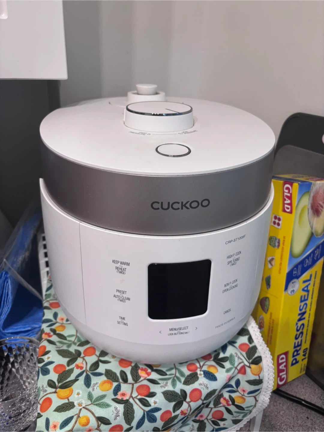Cuckoo CRP-ST1009F Electric Pressure Rice Cooker - photo 4