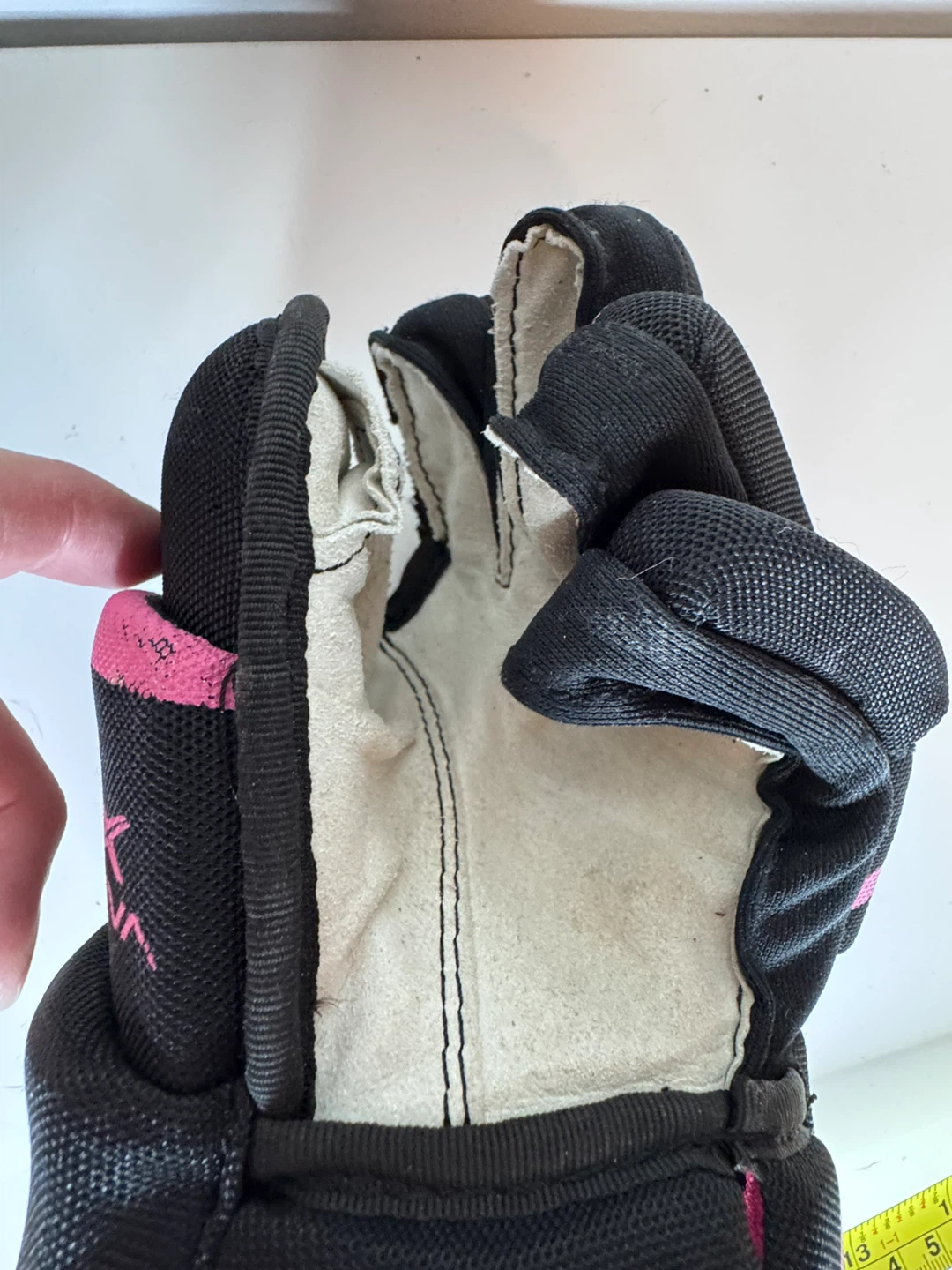 Youth Bauer Vapor X Edge 9" Hockey Gloves - photo 3