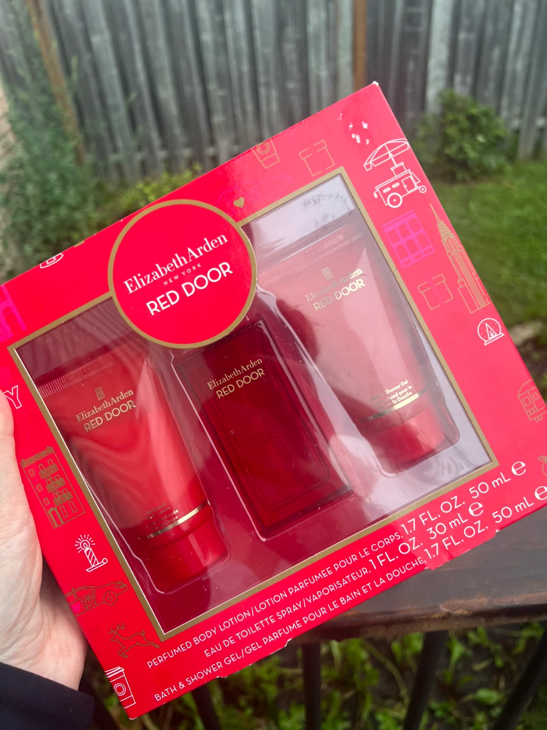 Elizabeth Arden Red Door Perfume Gift Set