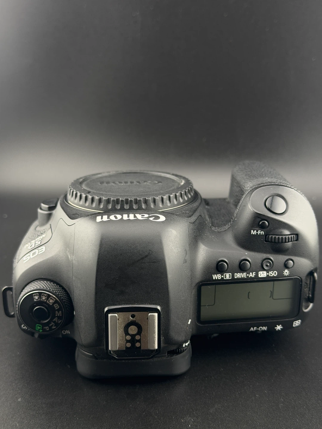 Canon EOS 5D Mark IV DSLR Camera - photo 2