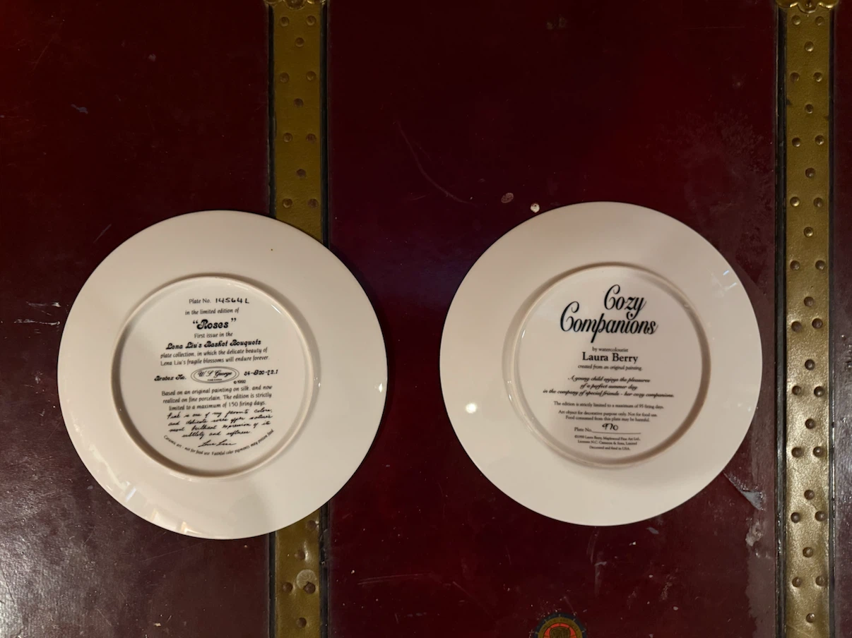 Laura Berry Collector Plates (Set of 2) - photo 2