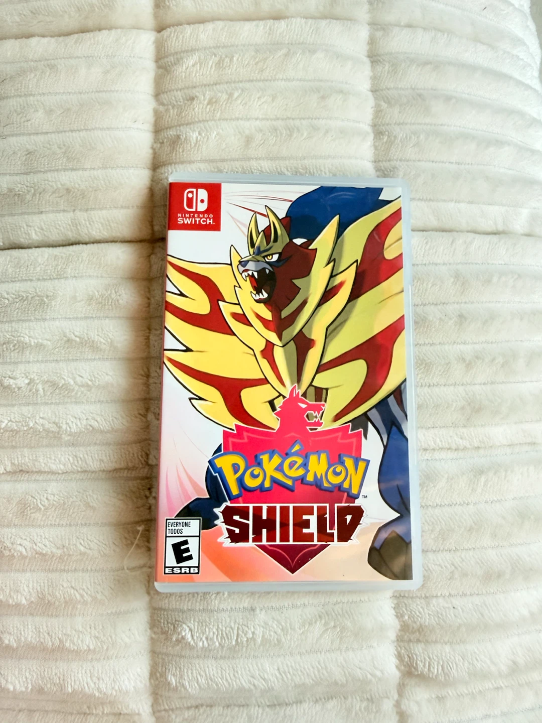 Pokemon Shield Nintendo Switch